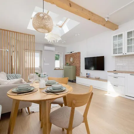 Unique Air-conditioned Dietla Cracow By Renters Cracovie